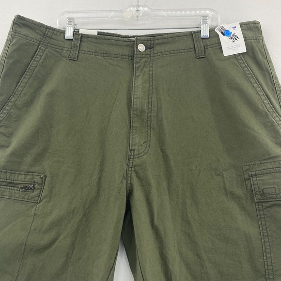 Denizen Levi's‎ Cargo Shorts Relaxed Fit Utility Outdoor Olive Green 40 - Picture 1 of 7